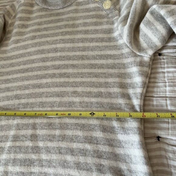 Mountain Hardwear Wool Blend Ski Sweater Base Layer Warm Cozy Striped Women’s M - Picture 9 of 11